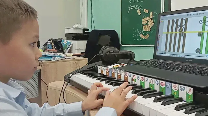 Софт Моцарт. Урок 1. Булочки R1