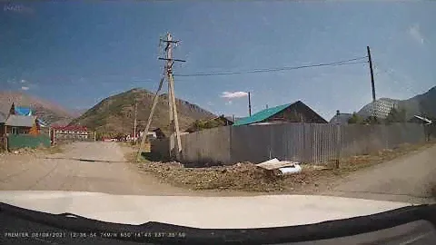 Проездом по селу Акташ. Горный Алтай. Drive through the Aktash village. Mountain Altai.