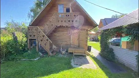 "Бутылочные домики у огонька", база отдыха на озере Ая в Горном Алтае