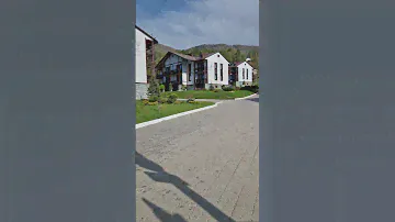 Манжерок от Сбера😉 По стопам горной олимпийской деревни. Выглядит симпатично🌱#алтай#манжерок#2023